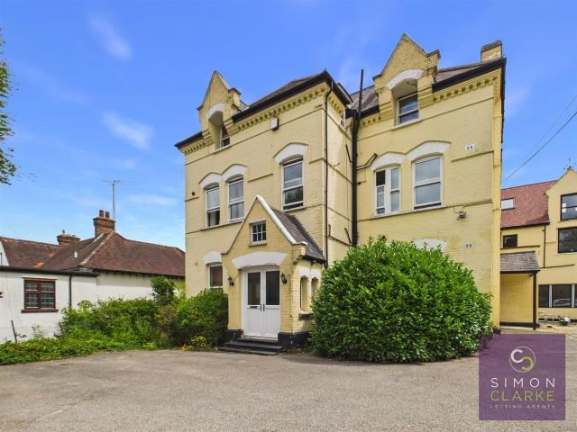 House for rent in East Barnet, Greater London