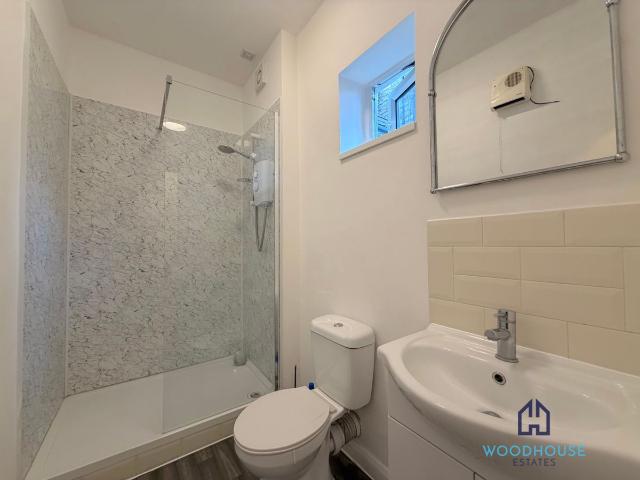 Studio for rent in Brunswick Park, Greater London