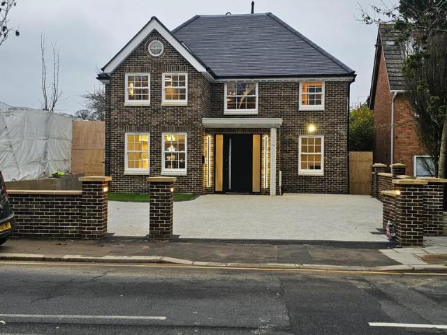 House for rent in Brunswick Park, Greater London