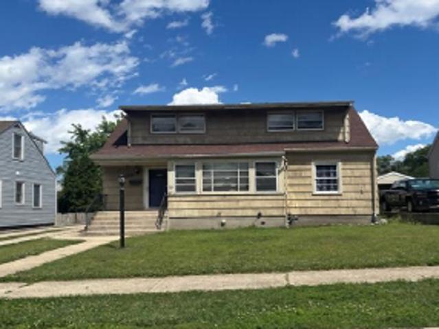 House for sale in Lansing, Illinois