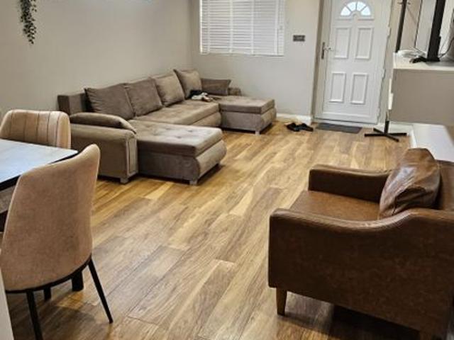 House for rent in Thames View, Greater London
