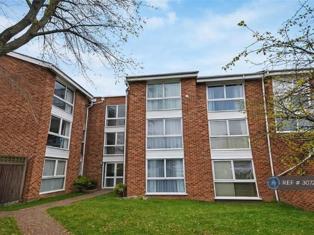 Apartment for rent in London Borough of Hounslow, Greater London