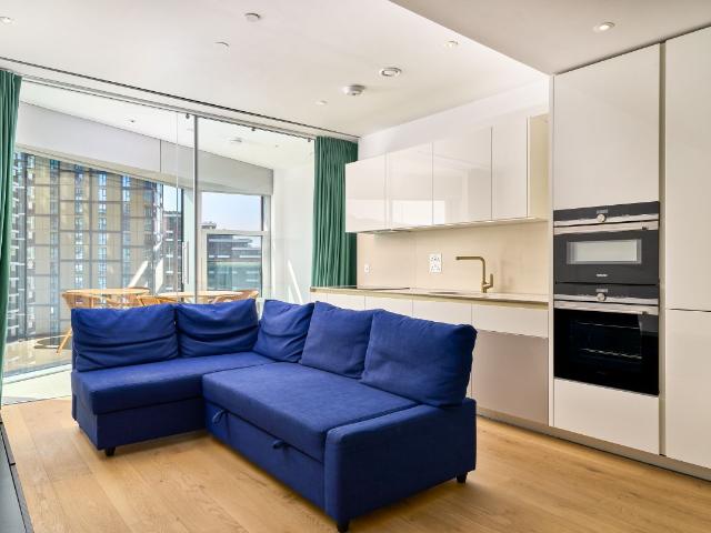 Studio for rent in Nine Elms, Greater London