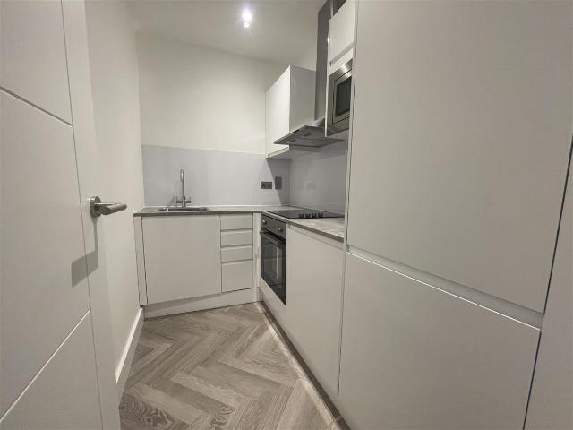Apartment for rent in Hart, Hampshire