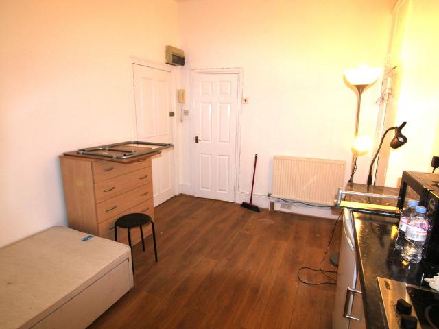 Studio for rent in Somers Town, Greater London