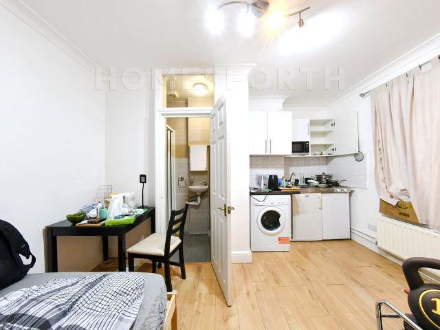 Studio for rent in Somers Town, Greater London