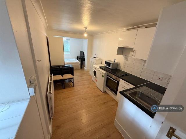 Apartment for rent in London Borough of Camden, Greater London