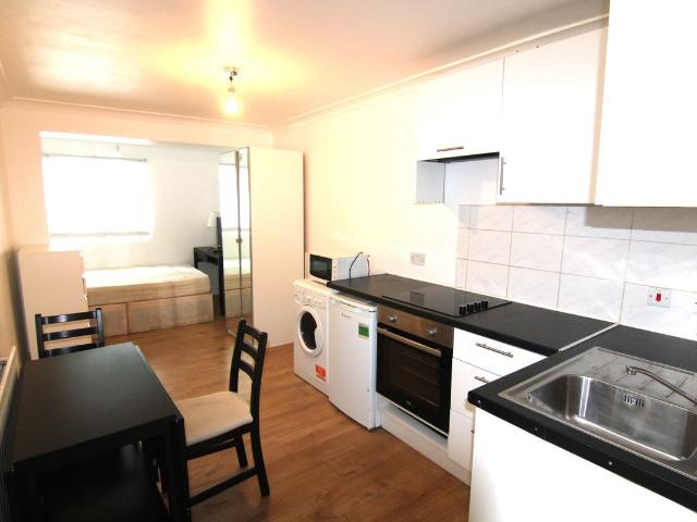 Studio for rent in Somers Town, Greater London