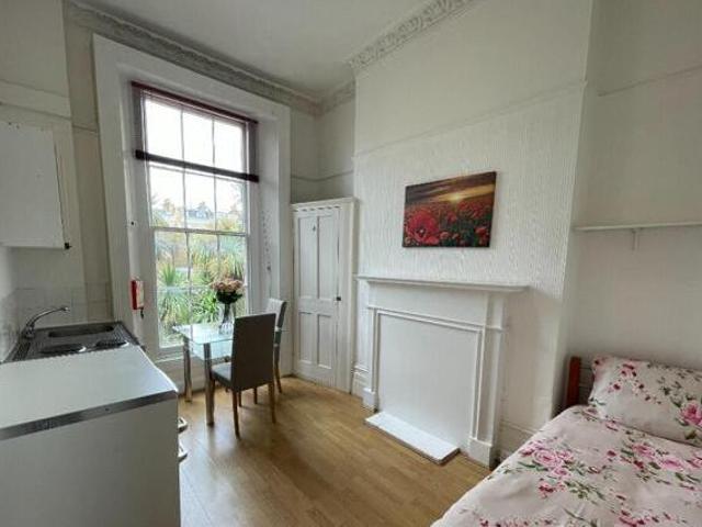 House for rent in Lyons, Greater London