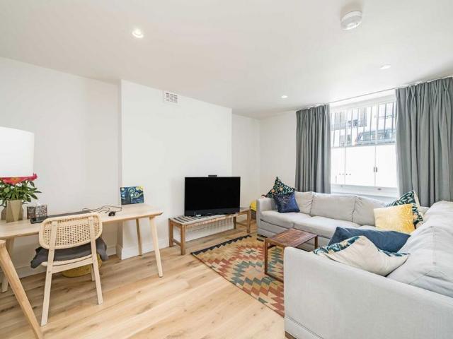 House for rent in Chelsea, Greater London
