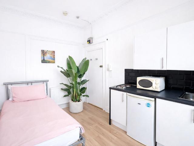 Room for rent in Chelsea, Greater London