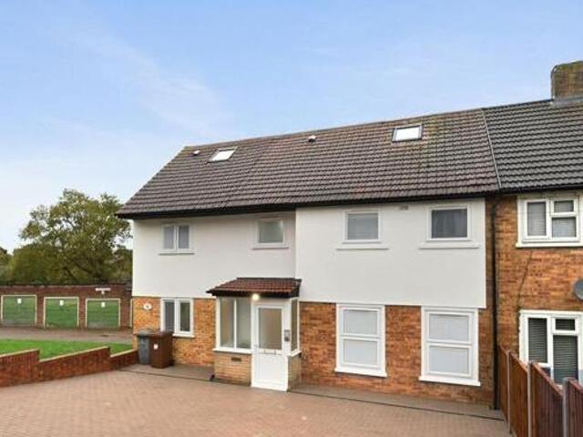 House for sale in Oakmere, Potters Bar