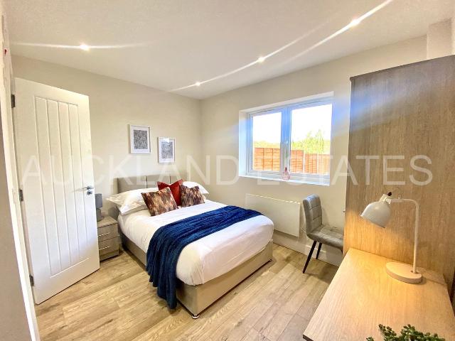 Studio for rent in Oakmere, Potters Bar