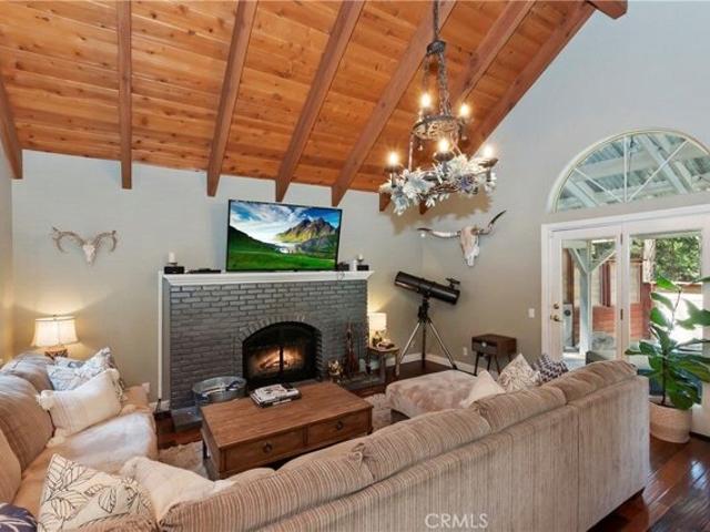 House for sale in Cedar Glen, California
