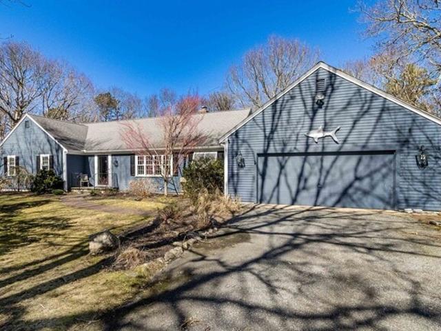 House for sale in Barnstable