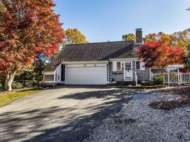 House for sale in Barnstable