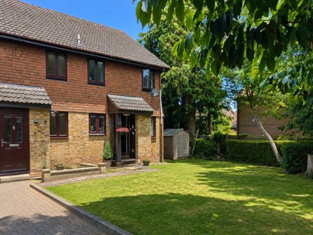 House for rent in West End, Surrey Heath