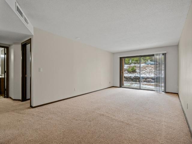 Apartment for rent in Dewey Hill, Edina
