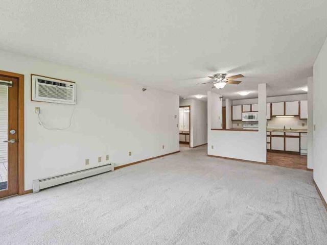 Apartment for rent in Hennepin, Minnesota