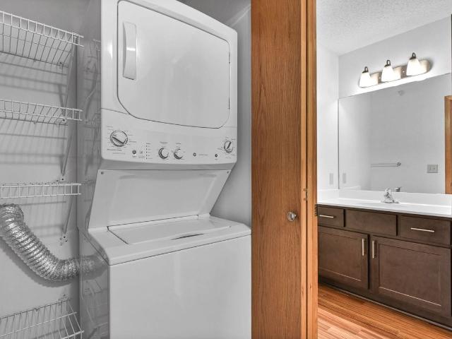 Apartment for rent in Hennepin, Minnesota