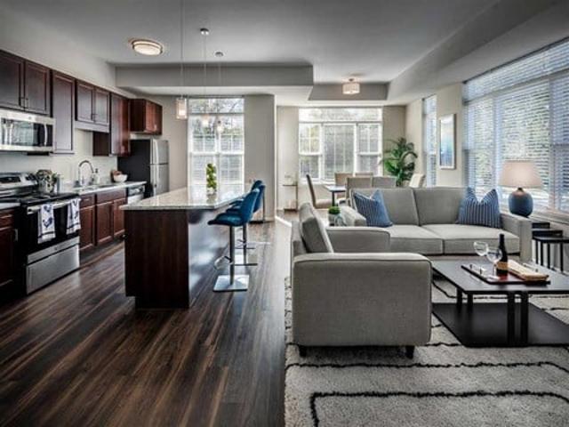 Apartment for rent in Shorewood