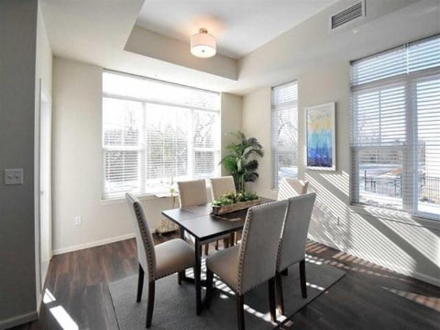 Apartment for rent in Shorewood