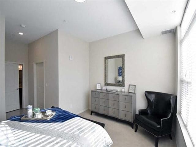 Apartment for rent in Shorewood