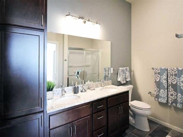 Apartment for rent in Shorewood