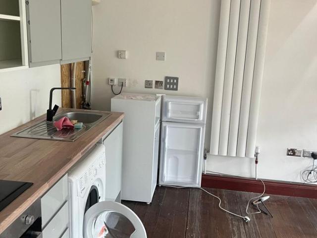 Apartment for rent in London Borough of Croydon, Shirley