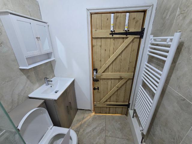 Apartment for rent in London Borough of Croydon, Shirley