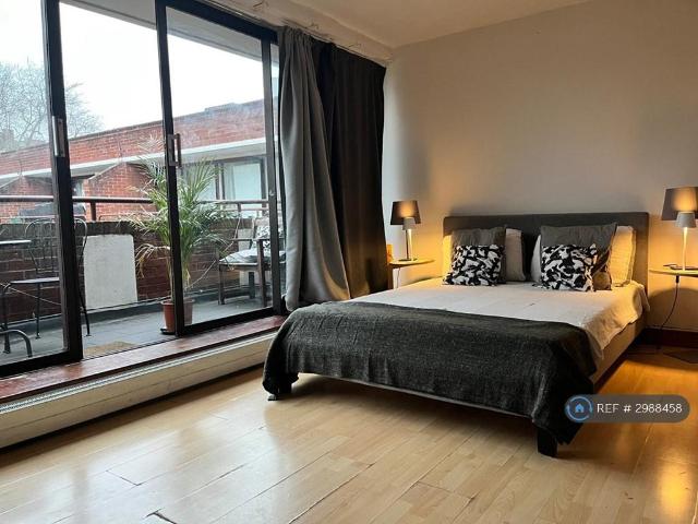 Apartment for rent in Somers Town, Greater London