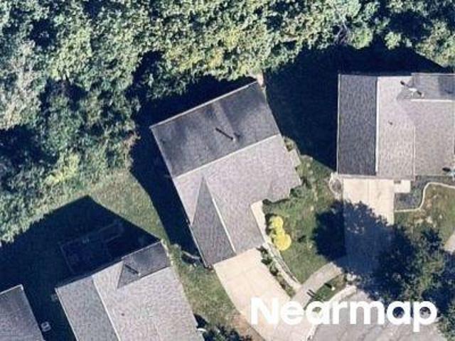 House for sale in Roselawn, Ohio