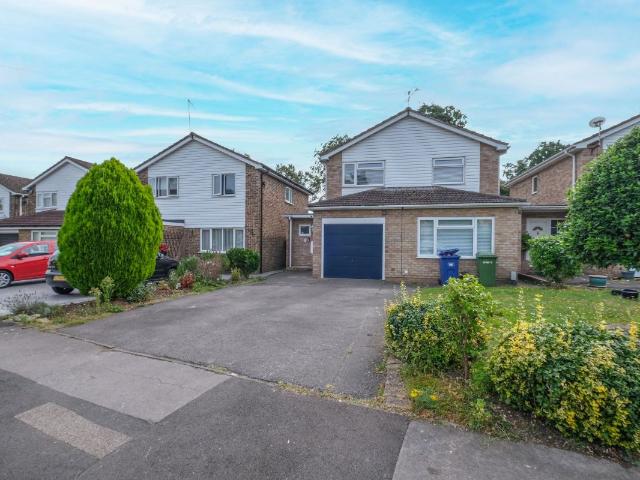 House for rent in Little Sandhurst
