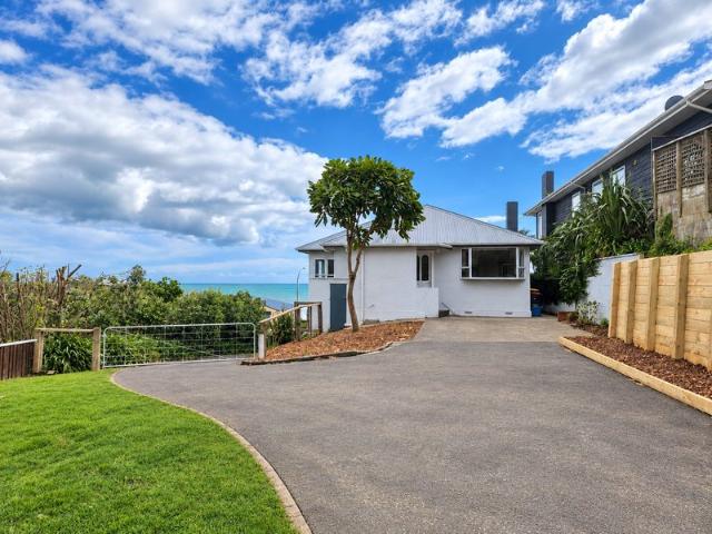 House for rent in Ōakura, New Plymouth District