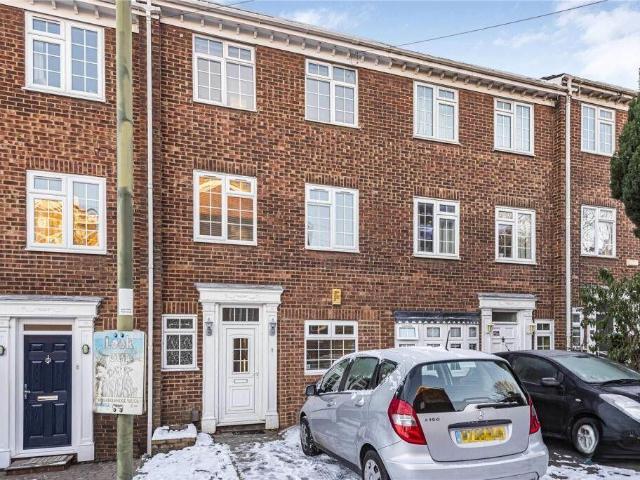 House for rent in Finchley, Greater London