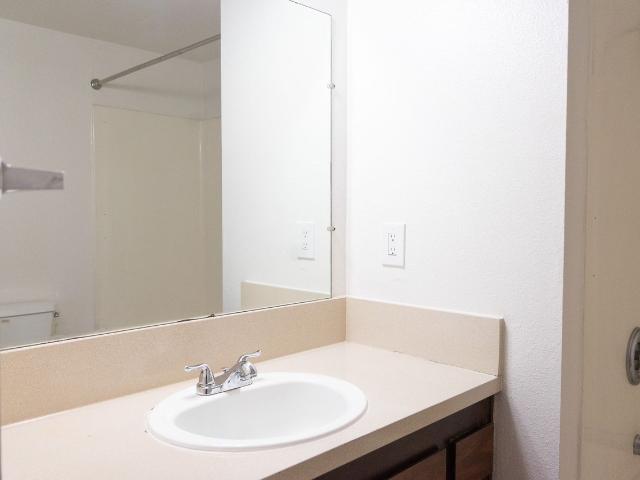 Apartment for rent in Oak Park, Salem