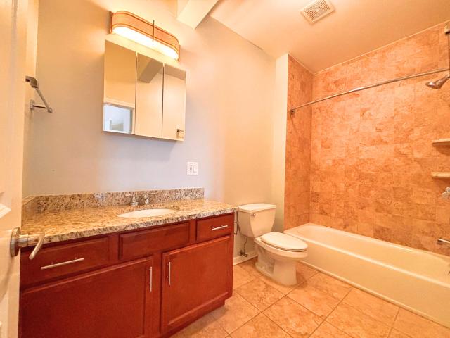 Apartment for rent in Chicago Park, Illinois