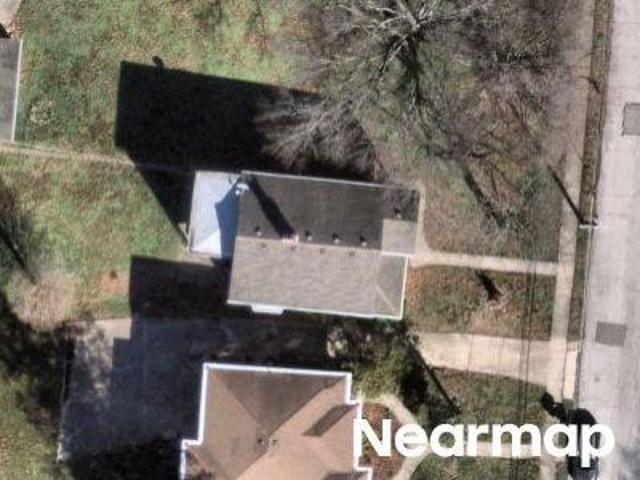 House for sale in Roselawn, Ohio