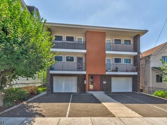 Condo for sale in Cliffside Park, New Jersey