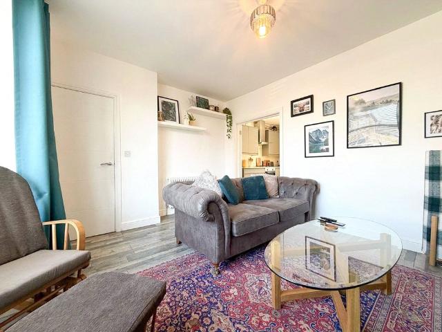 House for rent in Guide Bridge, Greenheys