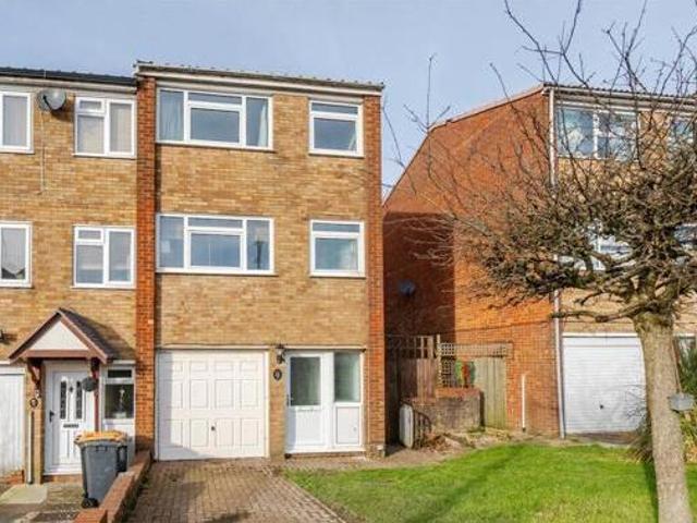 House for sale in Downside, Dunstable