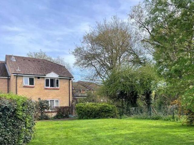 House for sale in Littlecote, West Sussex