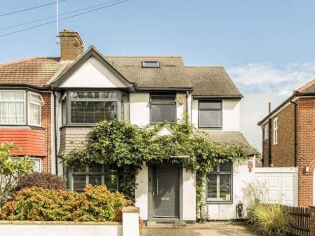 House for sale in London Borough of Ealing, Greenford