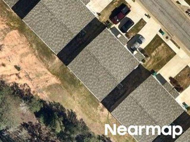 Property for sale in Oakwood Village Townhomes, Milledgeville
