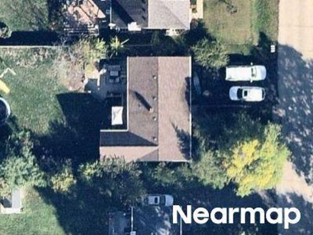 House for sale in Mchenry, Illinois
