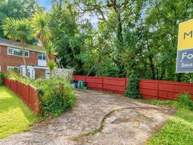 House for sale in Barton Stacey, Hampshire