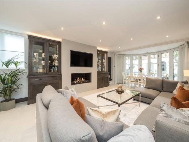 House for rent in Kensington, Greater London