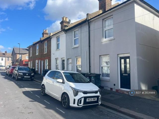 House for rent in London Borough of Croydon, Greater London
