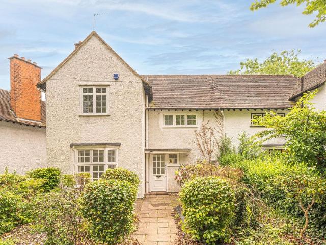 House for rent in London Borough of Barnet, Greater London