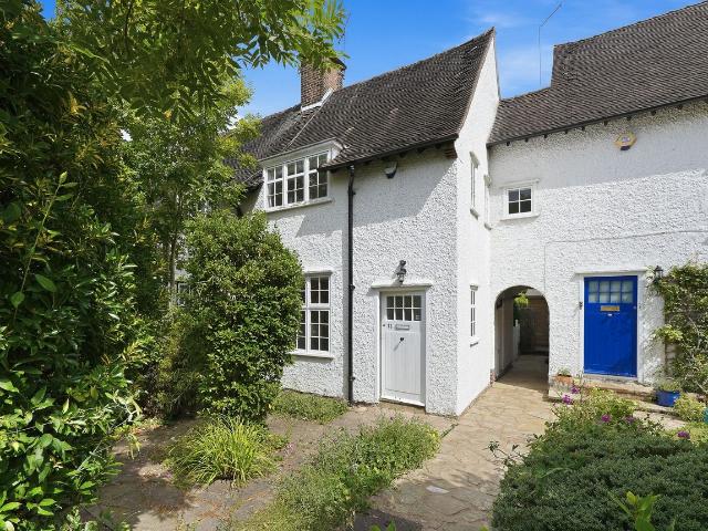 Apartment for rent in Hampstead Garden Suburb, Greater London